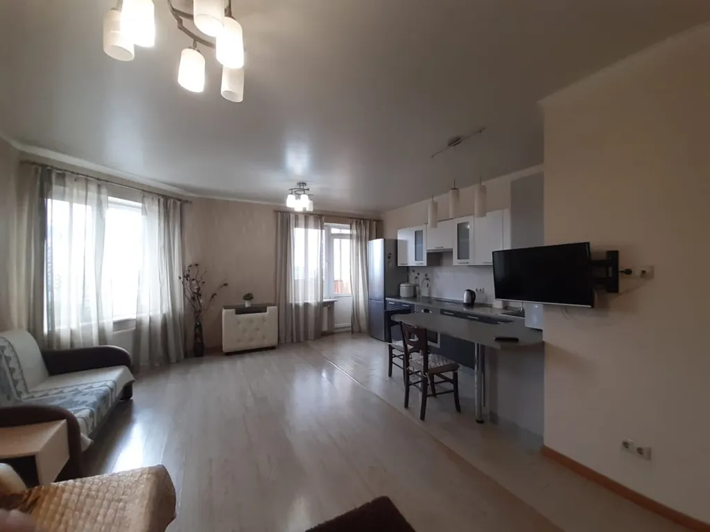 Квартира Большая студия — аренда посуточно в Мытищи