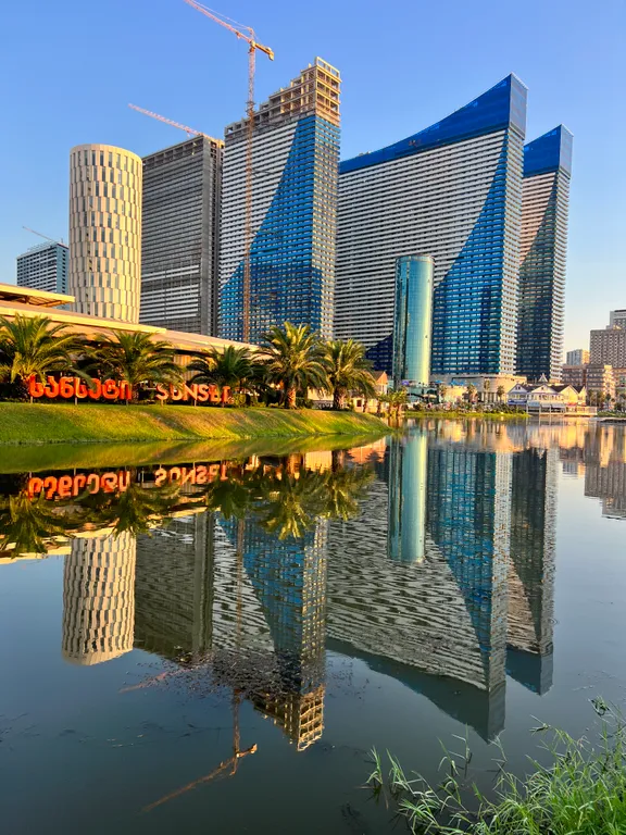 Уютная студия в центре города с видом на море