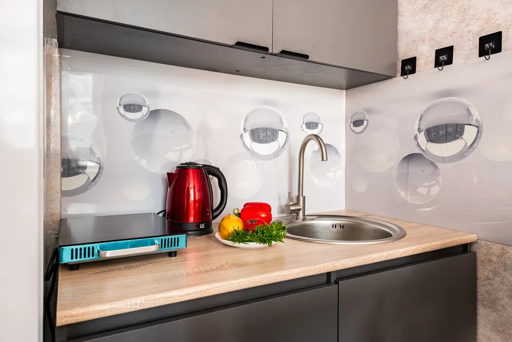 Студия у метро Рассказовка