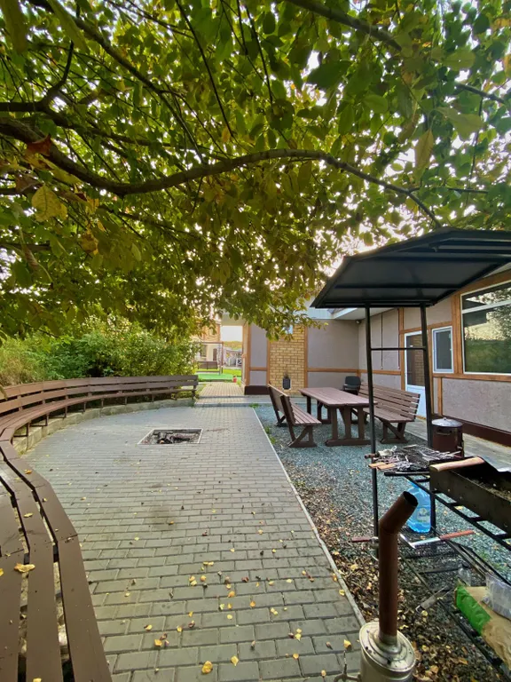 Дом расположен в очень уютном месте