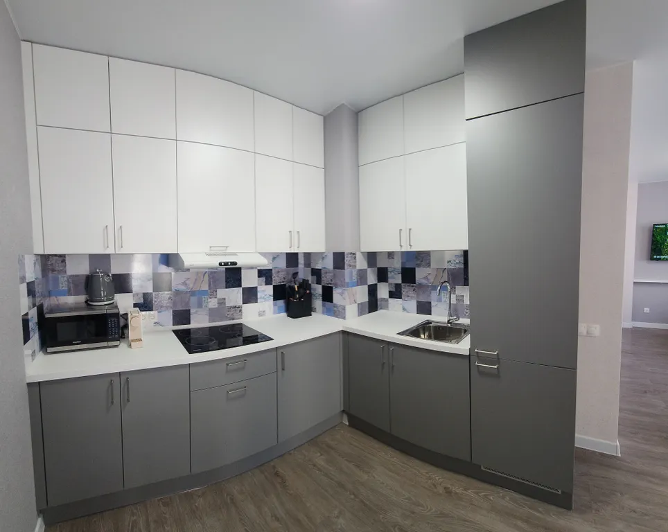 Шикарная двушка с двумя балконами