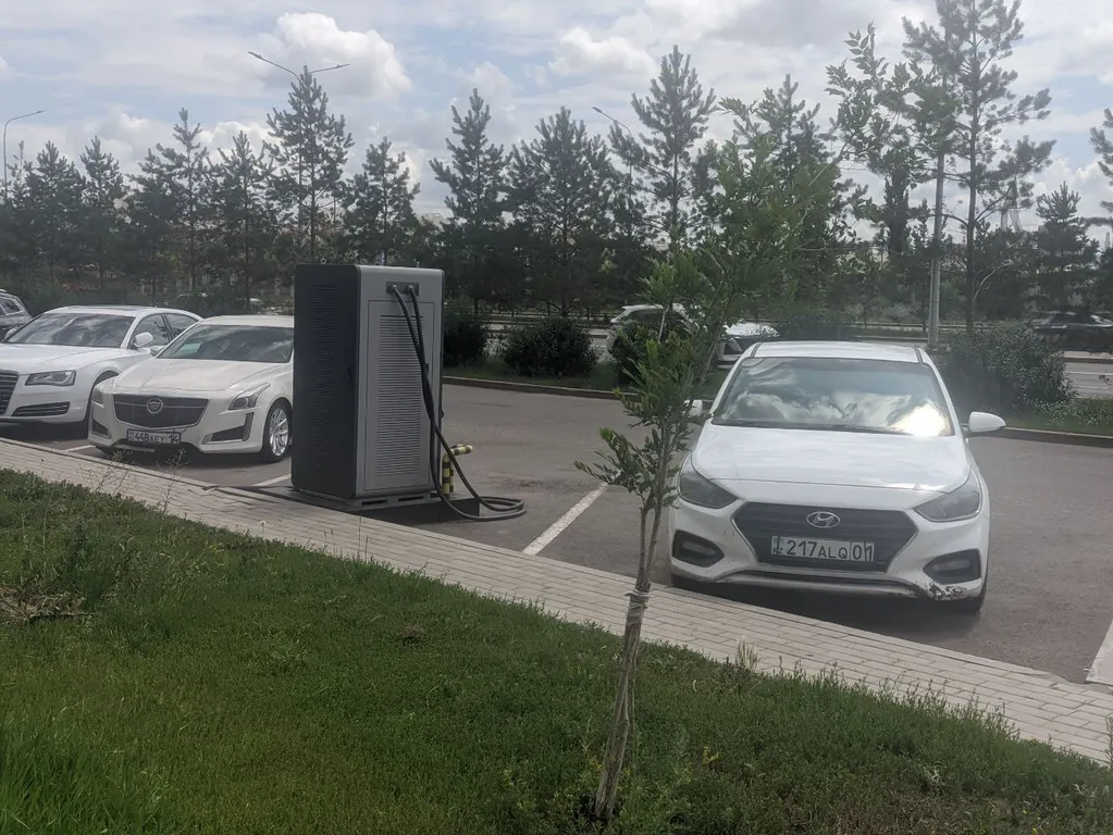 Центр города, Экспо, Мега Силквей, Ботанический сад, Асана Арена,Барыс