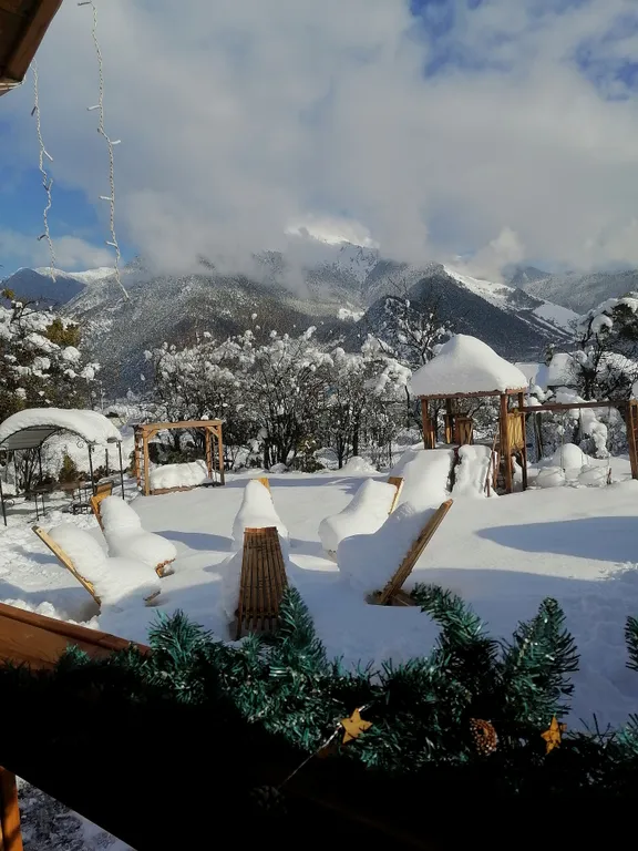 Коттедж Барнхаус с видом на красивый пейзаж Домбайских гор — Теберда