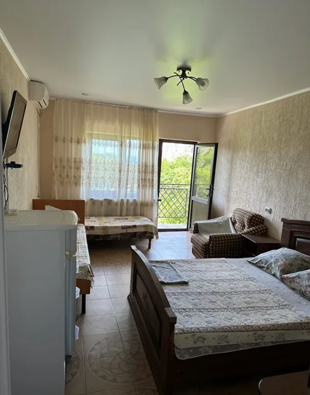 Квартира Четырёхместный номер стандарт — аренда посуточно в Джубга