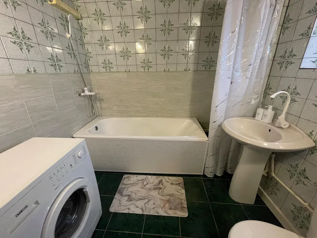 Коттедж Уютный дом в центре города !!! — Ейск