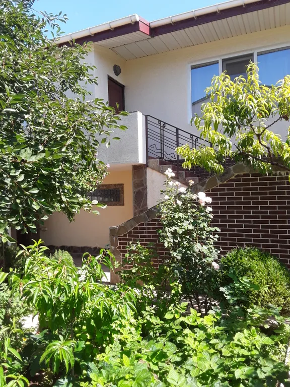 Коттедж Дом у моря — аренда посуточно в Севастополь