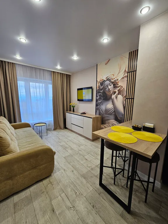 Дизайнерская квартира с посудомоечной машиной и в 10 минутах от центра — аренда посуточно в Борисовичи