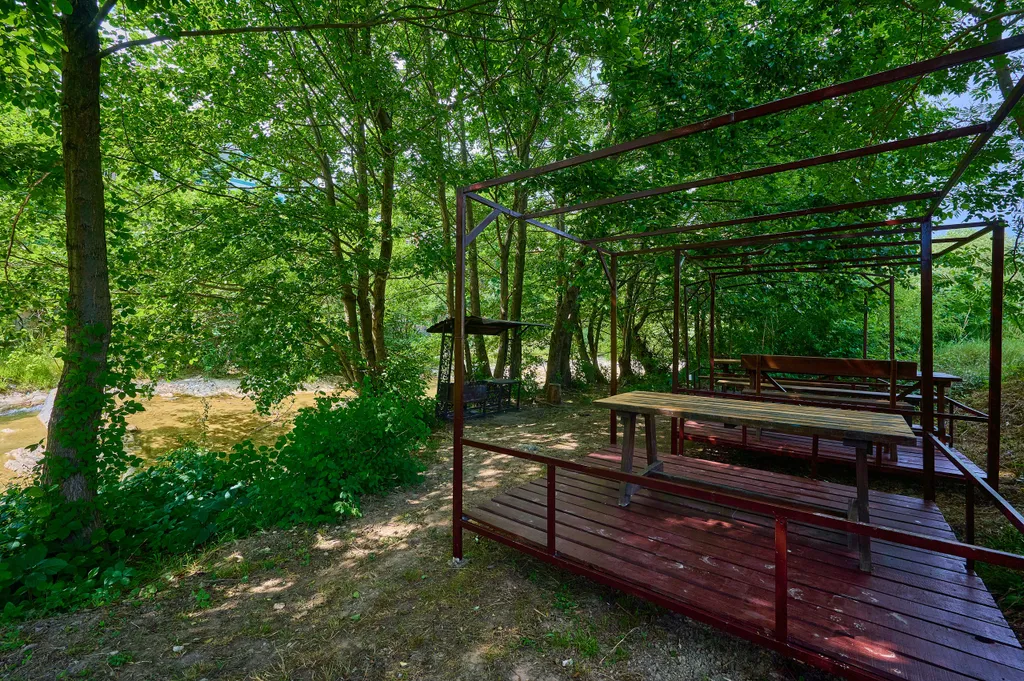 Домик-шале с размещением до 4 гостей