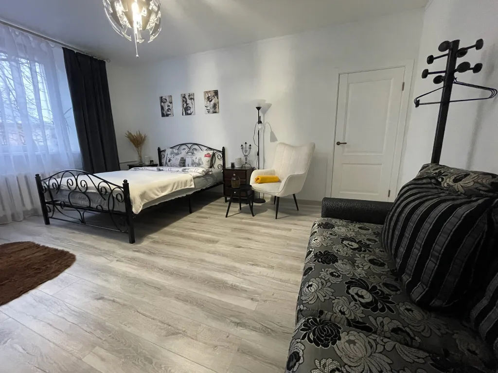 2-комнатная квартира в тихом центре