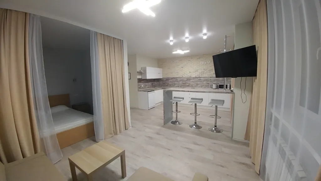 Светлая комфортабельная квартира — аренда посуточно в Ульяновск