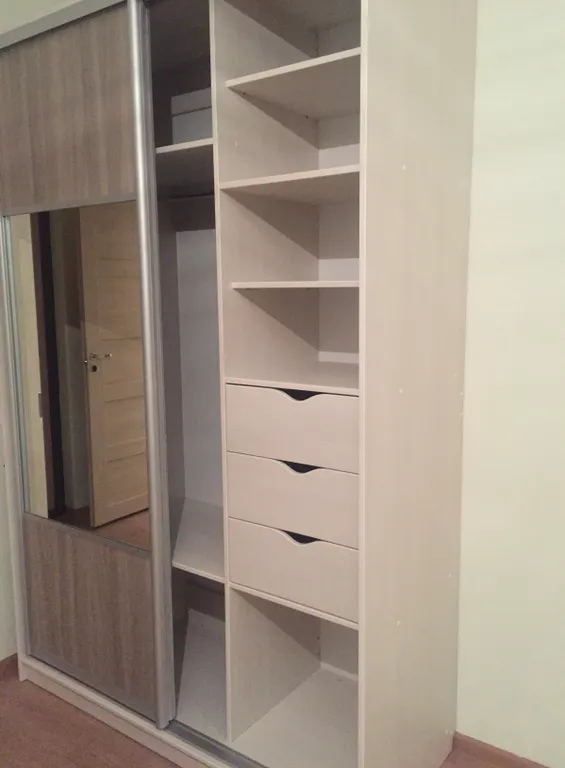 Студия у парка, у Меги