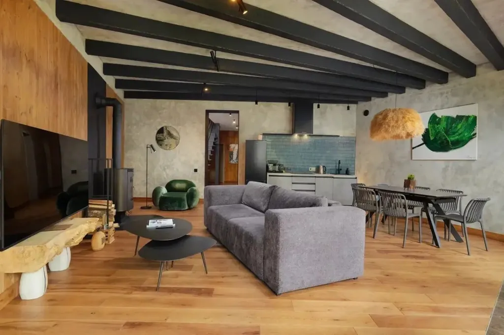 Коттедж 5-комнатный Дом — Москва