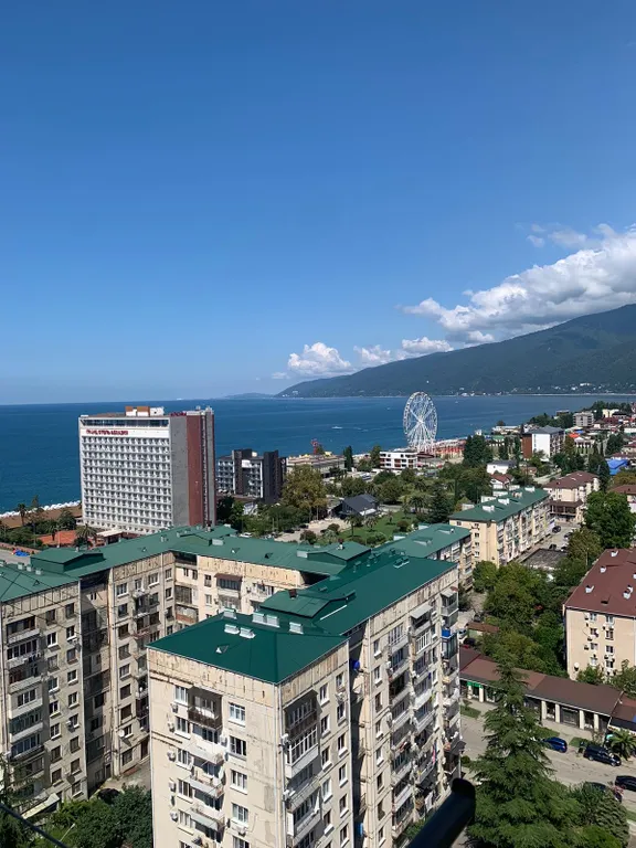 Квартира Квартира в центре города рядом с морем — Гагра