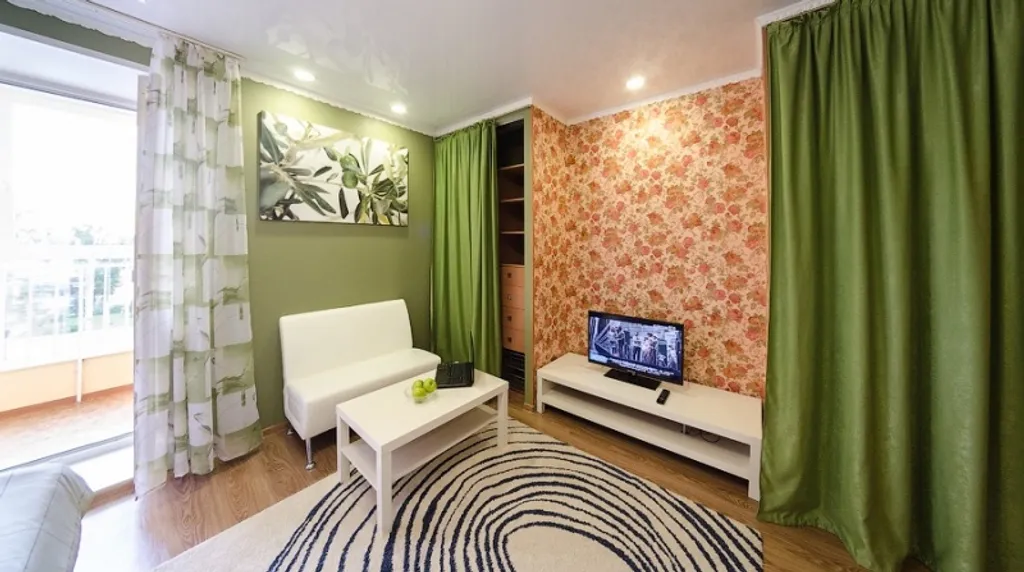 "Rent70" Студия у проспекта Ленина с парковкой. Московский тракт 83