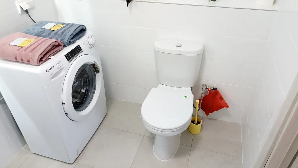 Уютная евродвушка с кондиционером на 8 этаже у МРНЦ Цыба