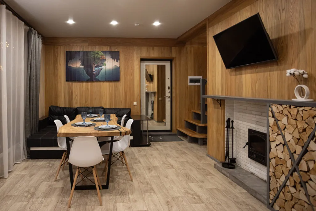 Коттедж с баней и горячей купелью