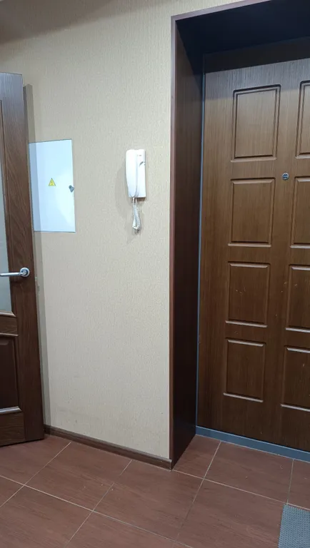У озера в центре просторная квартира