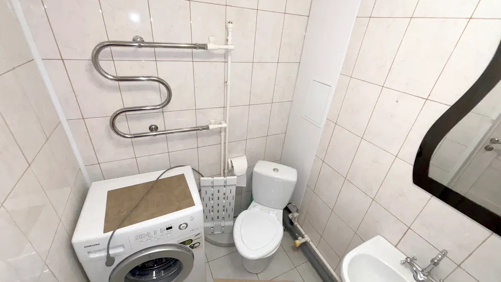 Светлая евро-двушка в Кошелeв парке. Для семьи или для работы.