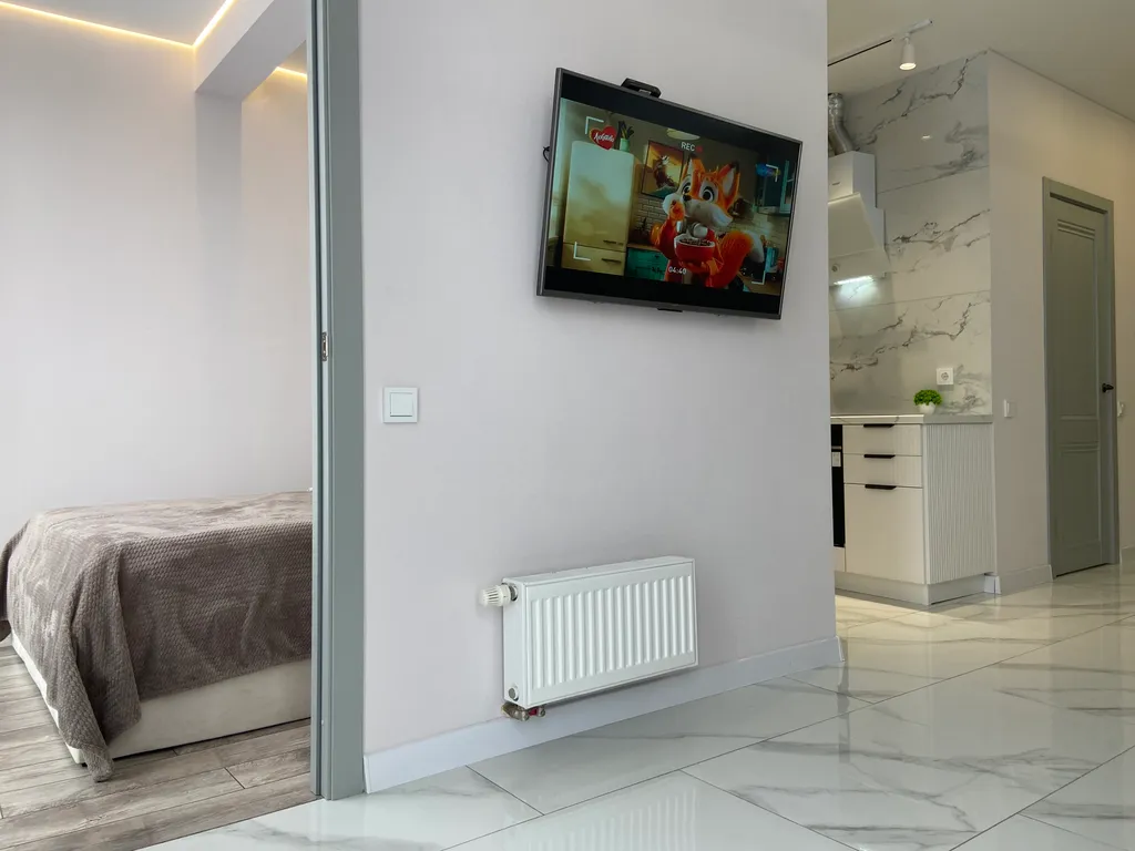 Новая квартира с панорамными окнами в Центральном районе (Глобус, СВУ)