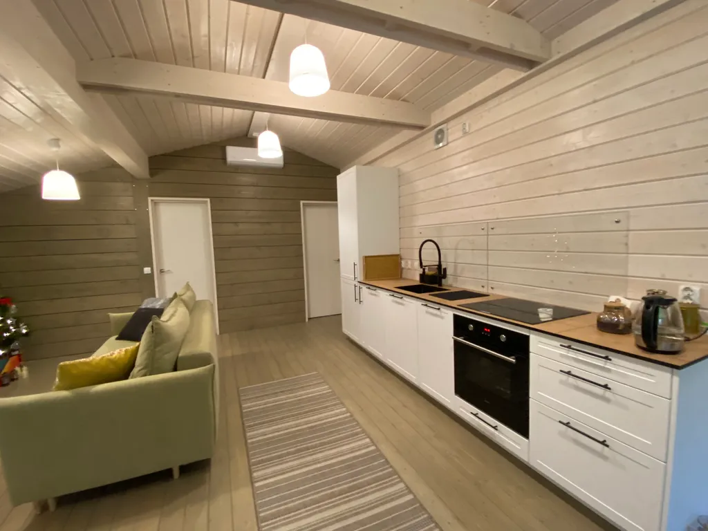 Дом с видом на лес