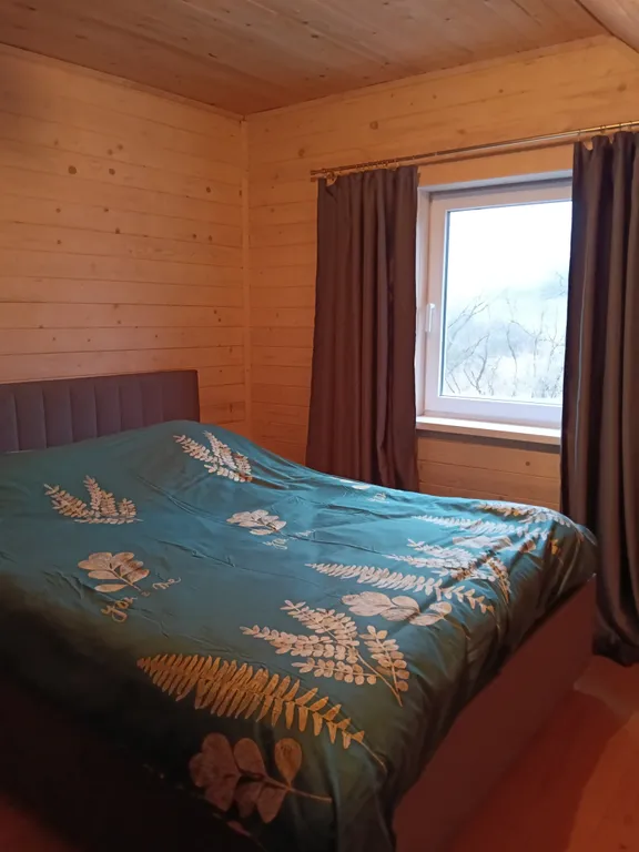 Уютный новый дом с баней на берегу реки в 45 км от Москвы-Домодедово