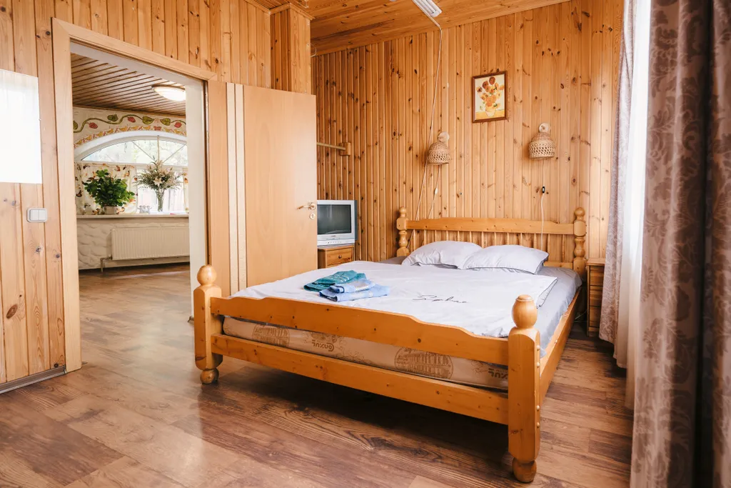 Дом в лесу в русском стиле