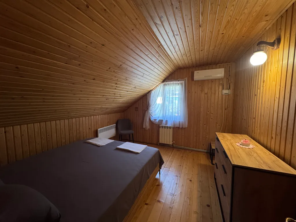 Уютный деревянный дом