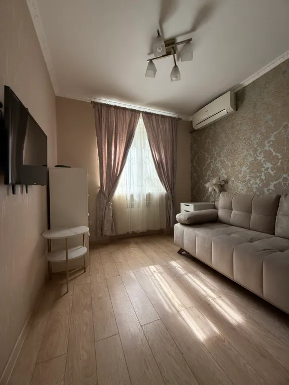 Квартира напротив ТЦ Горизонт