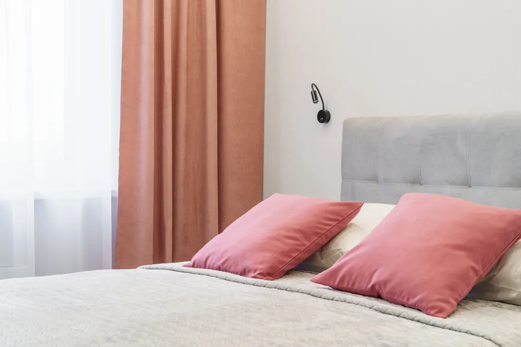 Good Night на Войкова 47/2