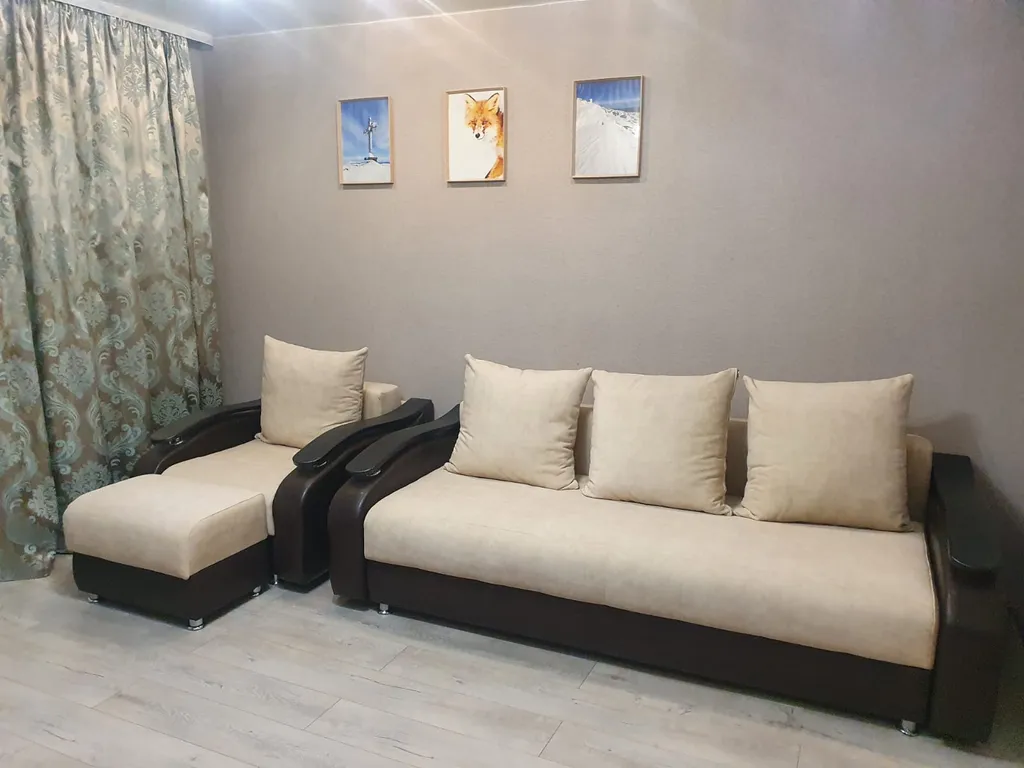 Уютная квартира в центре поселка с видом на горы