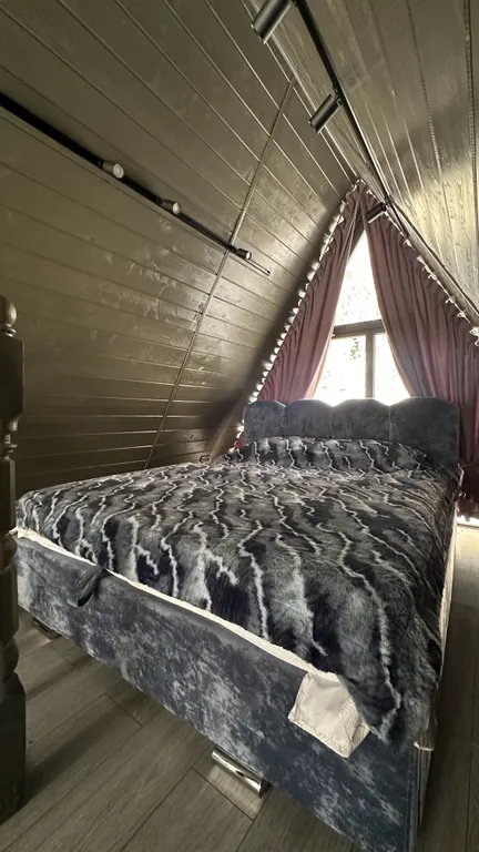 А-фрейм с видом на горы