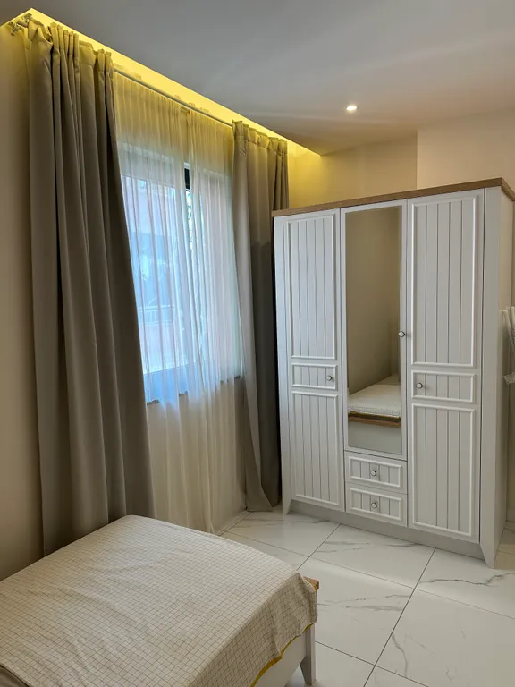 Двухкомнатный апартамент у моря