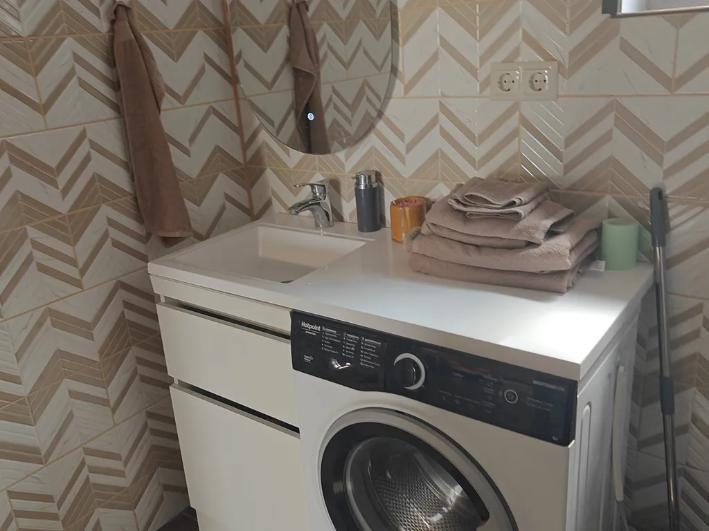 Новый дом с шикарным видом на центр города, через реку Волга