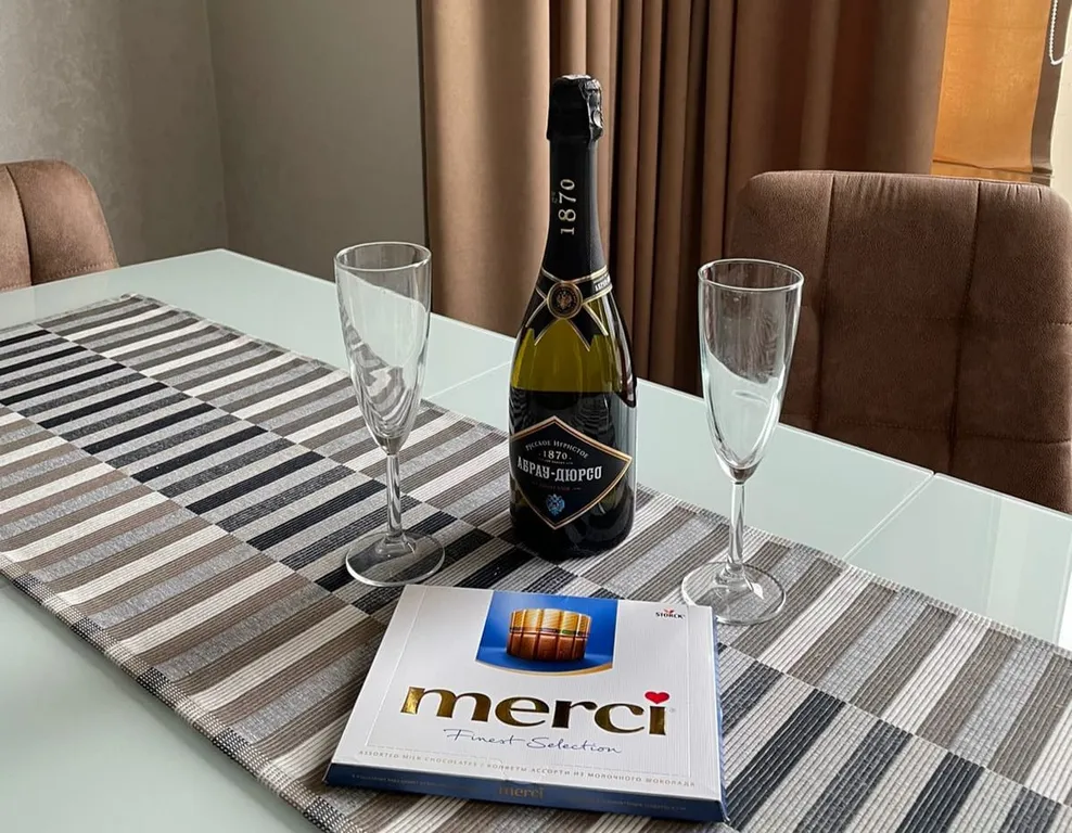 Комфортная, новая 2-я квартира рядом с морем