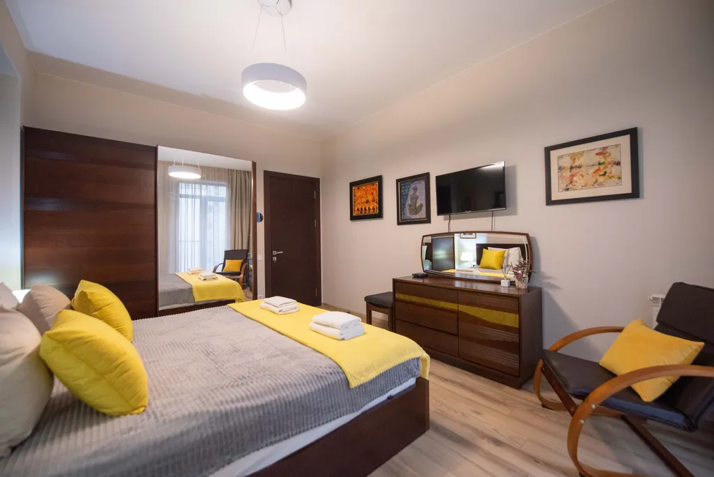 Квартира для семьи в комплексе с детскими площадками