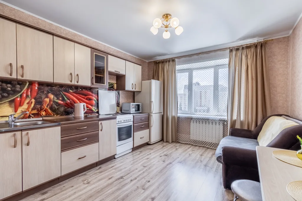 Светлая и просторная квартира в центре с видом на набережную