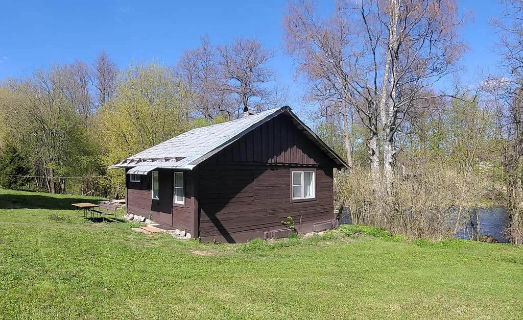 Уютный домик с сауной у реки