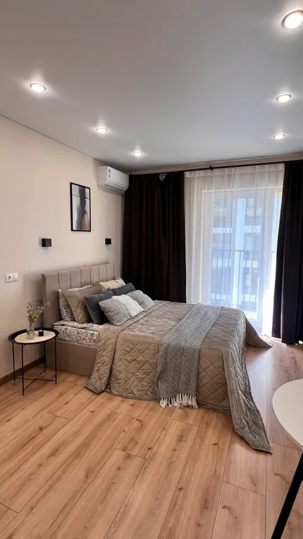 Квартира Стильная студия в Европейском — Тюмень