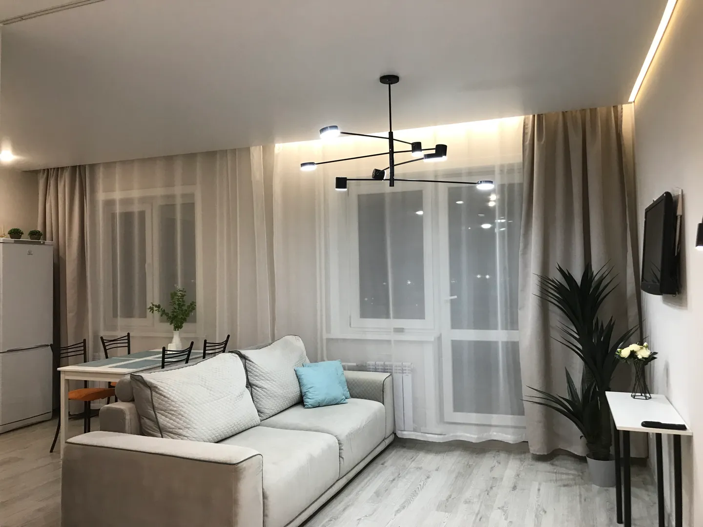 1-room apartment, Morozova Pavla Leontevicha street, 97/1 in Khabarovsk —  Sutochno.ru