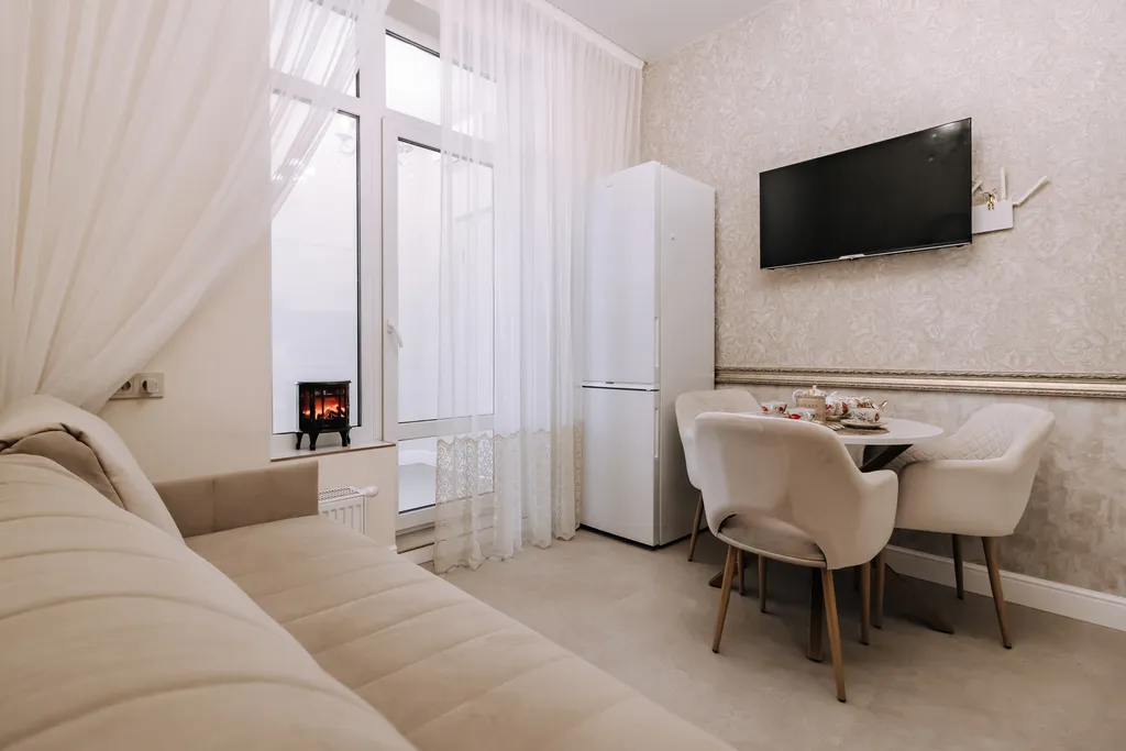 Рыжий Кот Голд (видовая квартира с изолированной спальней)