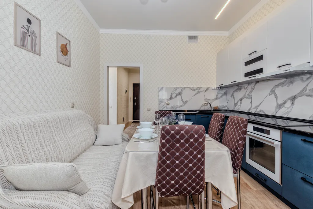 Уютная однокомнатная с видом на город возле набережной в Астане