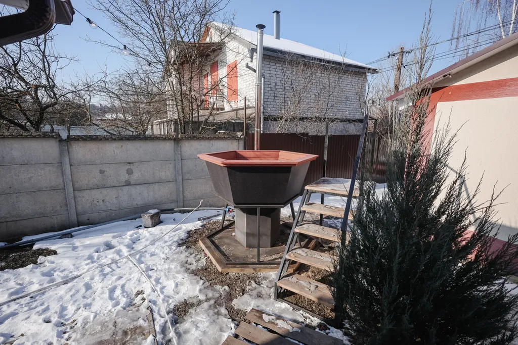 Коттедж на берегу озера