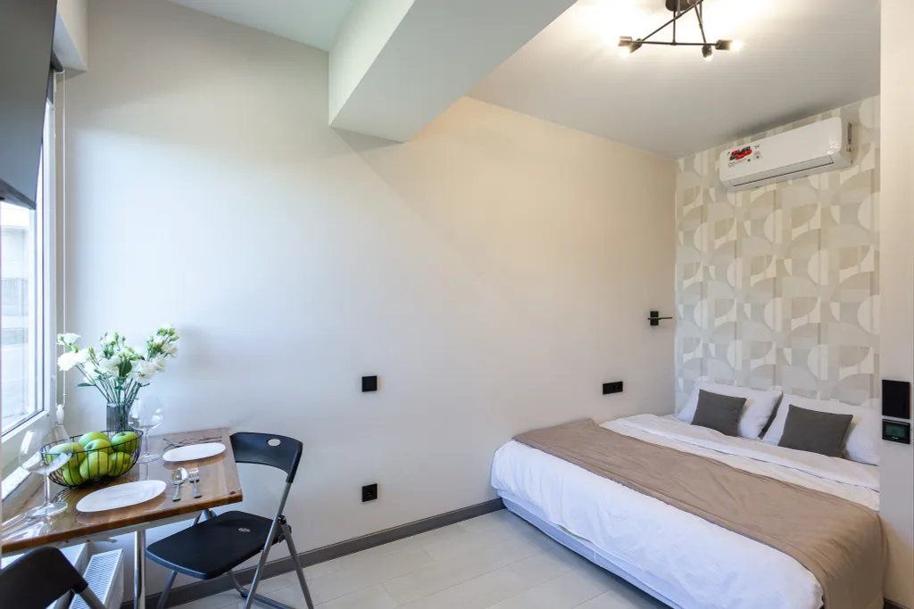 4. 16 studio goncharova mini