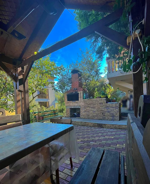 Уютные апартаменты с беседкой