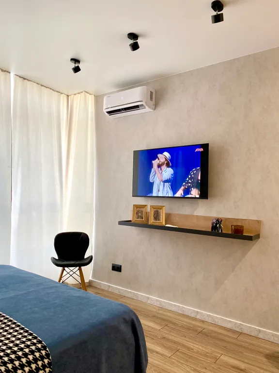 Уютная современная квартира с парковкой в новом ЖК в центре города