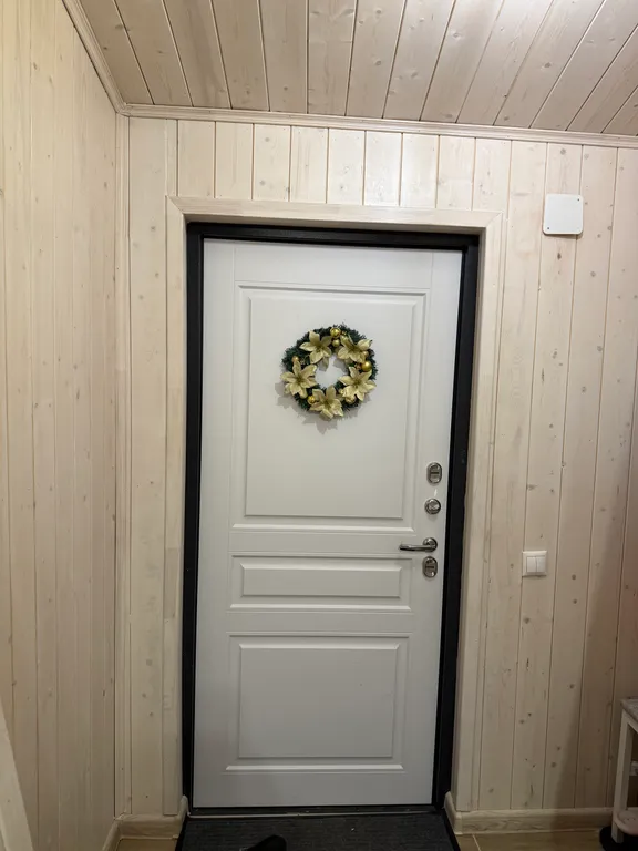 Уютный дом a-frame на окраине леса