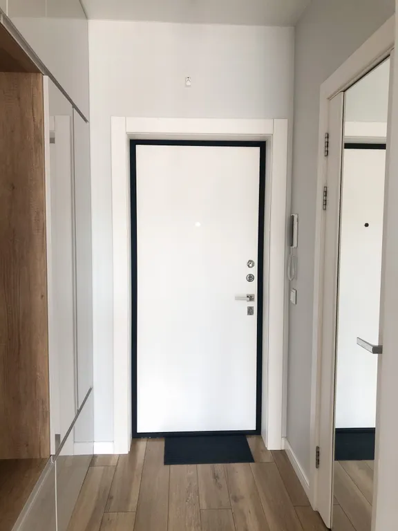 Студия с видом на озеро