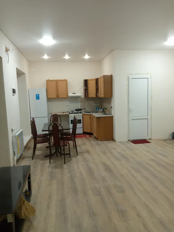 Дом рядом городской пляж, аква парк, горячий источник лечебный