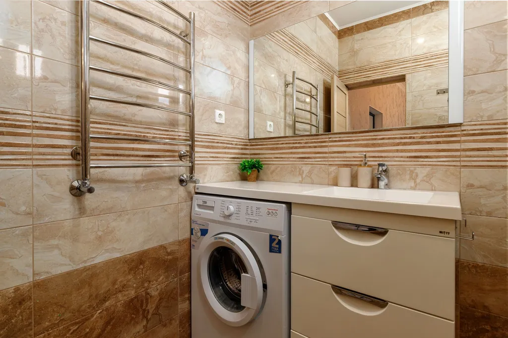 Квартира Апартаменты с балконом и видом на аллею — Адлер