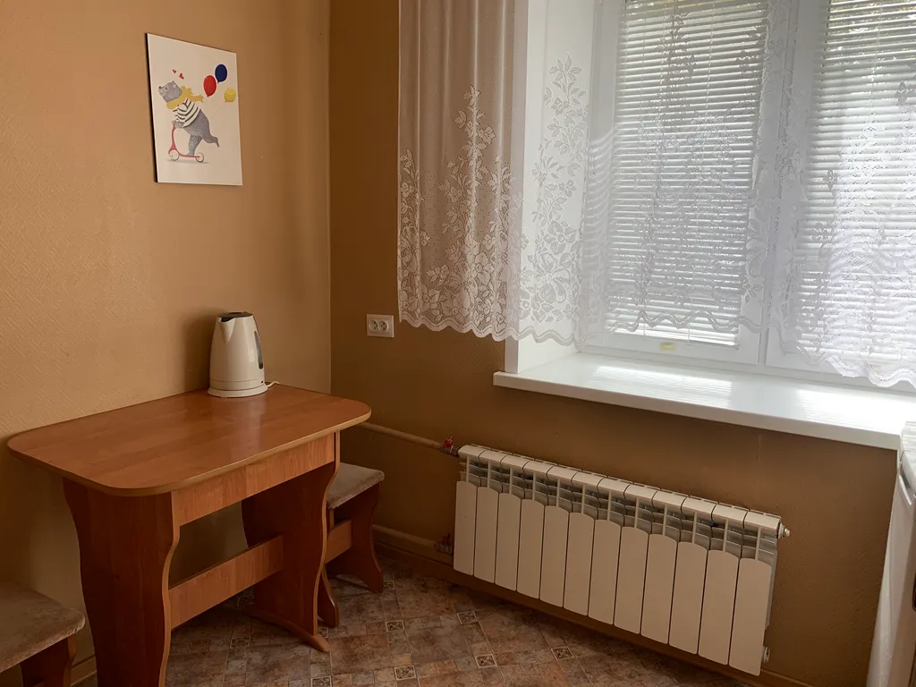 Квартира Светлая однокомнатная квартира для спокойного отдыха в центре — Красноярск